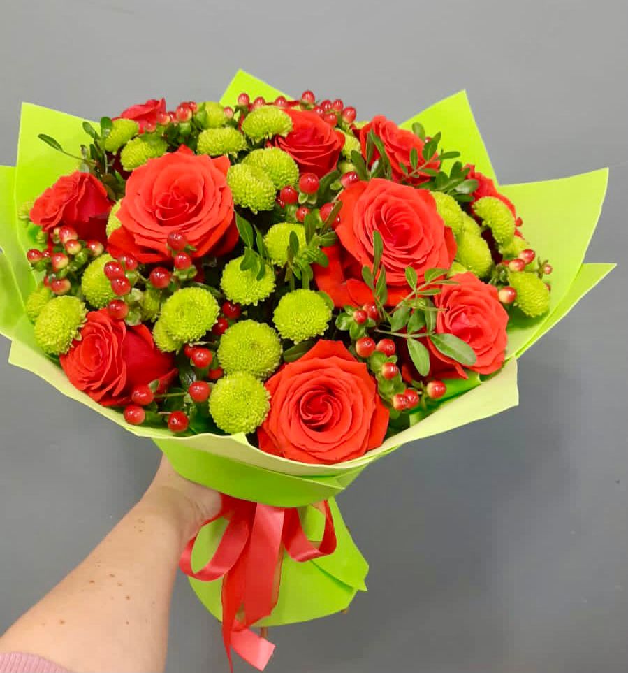 Букет цветов из: Хризантемы и Розы в Черусти