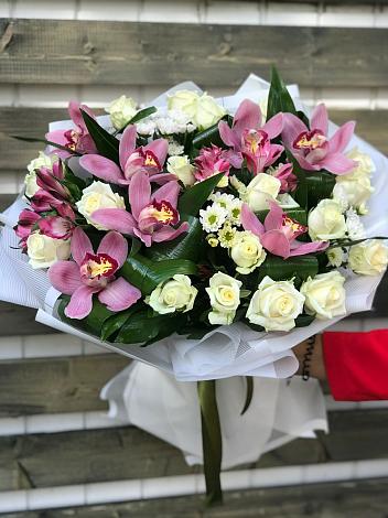 Букет цветов из: Розы и Хризантемы в Черусти