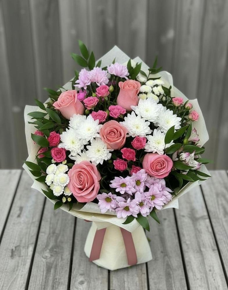 Букет цветов из: Альстромерии, Гвоздики, Розы и Хризантемы в Черусти
