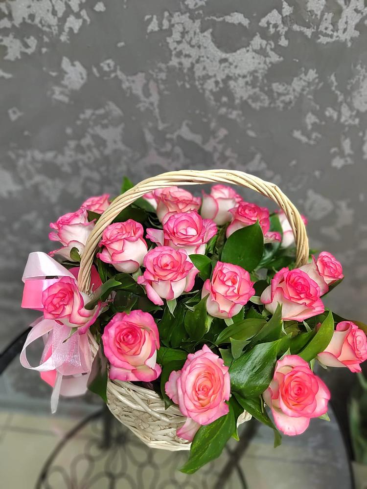 Цветочная композиция из Розы в корзине в Черусти