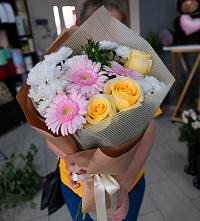 Букет цветов из:  Герберы, Розы и Хризантемы в Черусти