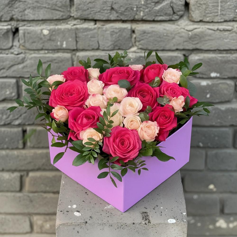 Цветочная композиция из Розы в коробке в Черусти