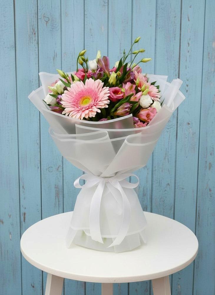 Букет цветов из: Герберы, Альстромерии и Лизиантусы в Черусти