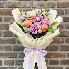 Букет цветов из:  Лизиантусы и Розы в Черусти