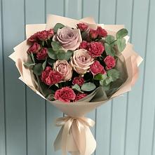 Букет цветов из:  Гвоздики и Розы в Черусти