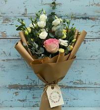 Букет цветов из:  Розы и Лизиантусы в Черусти